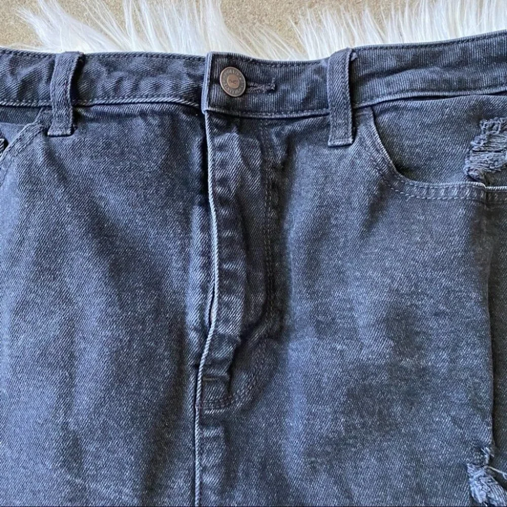 Hollister Black Curvy Ultra High Waist Distressed Denim Skirt
